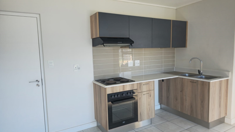 To Let 1 Bedroom Property for Rent in Admirals Park Western Cape